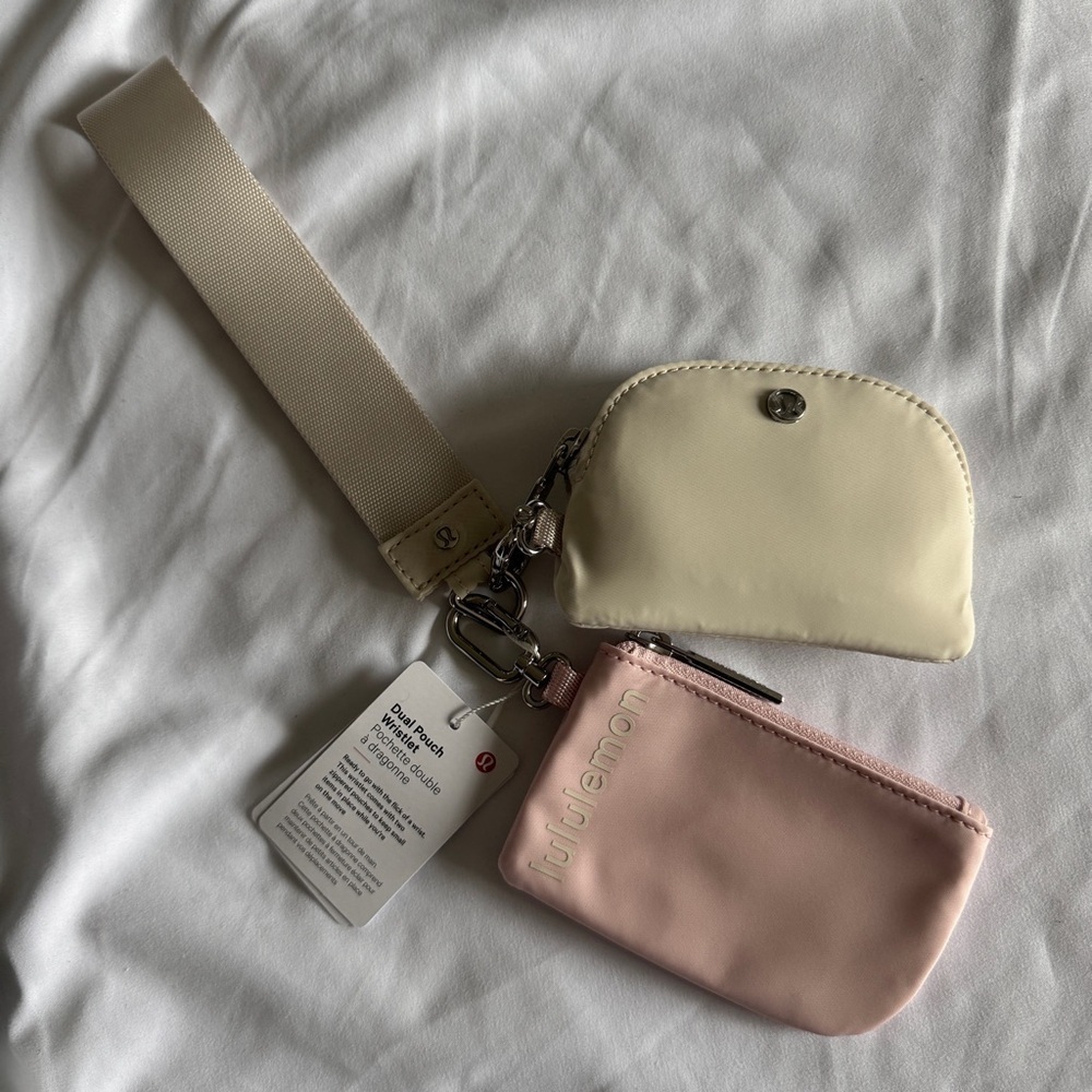 66-69🆕 Lululemon Dual Pouch Wristlet - White Opal/Flush Pink